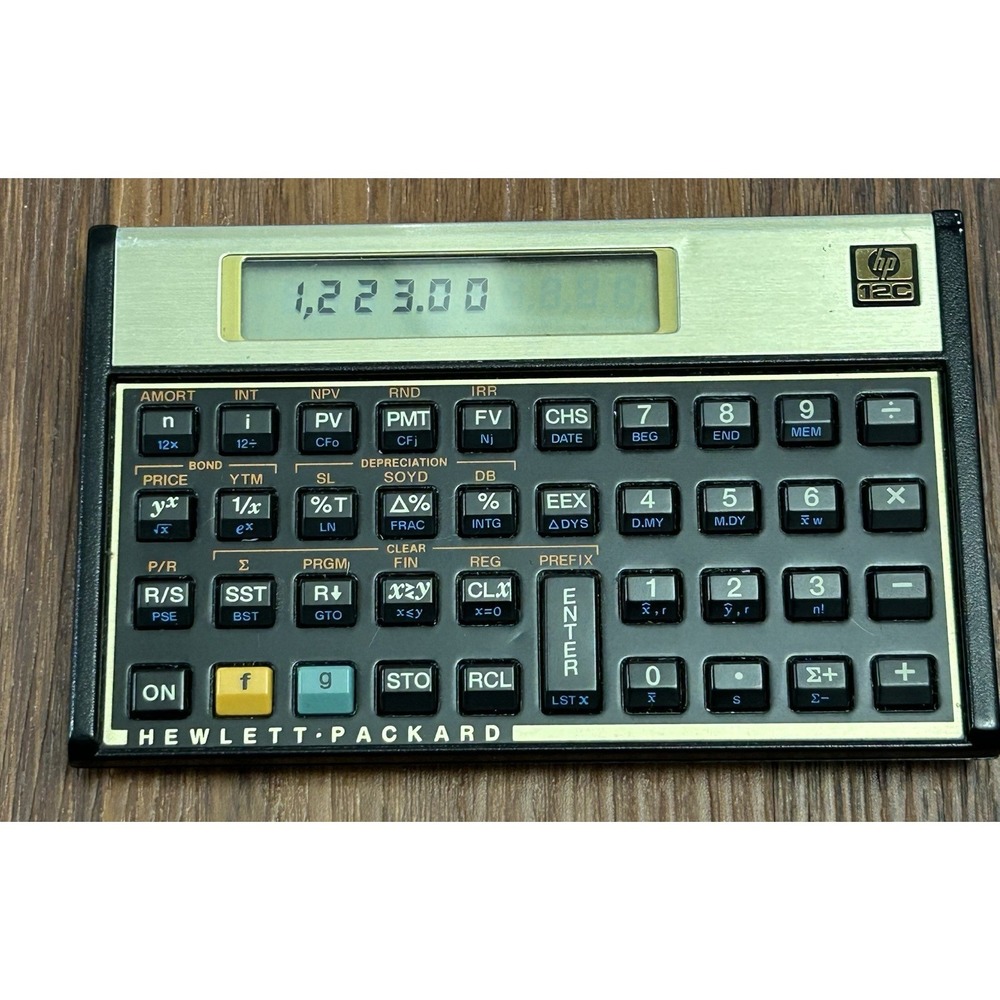 Hewlett-Packard HP 12C Scientific Handheld Calculator With Case - Picture 2 of 10